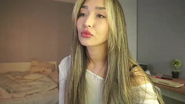 Snapshot of maryshane chatting on 05.29.26 maryshane online show from 05.29.26