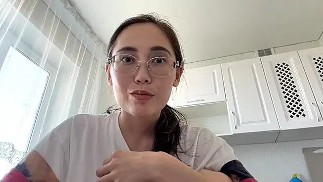 Snapshot of VickieTrudo chatting on 07.14.26 VickieTrudo online show from 07.14.26