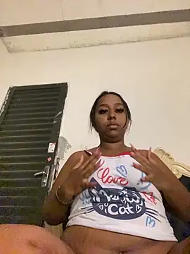 Snapshot of jhenannyy chatting on 06.22.26 jhenannyy online show from 06.22.26