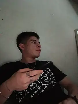 Snapshot of Oliver_LA chatting on 07.19.26 Oliver LA online show from 07.19.26