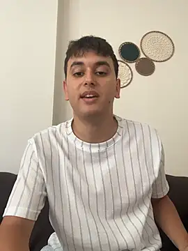 imjustaboyy1 online show from 07.17.26