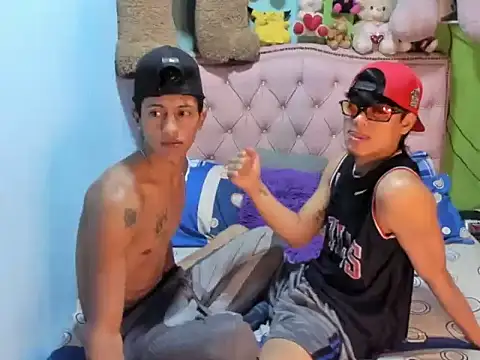sexy guys23 online show from 06.08.26