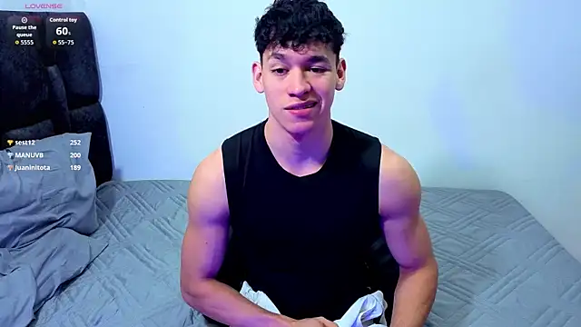 Luke Muscle online show from 07.10.26