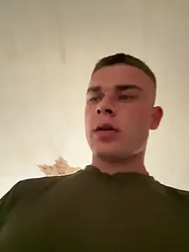 Snapshot of Lion21s chatting on 06.25.26 Lion21s online show from 06.25.26