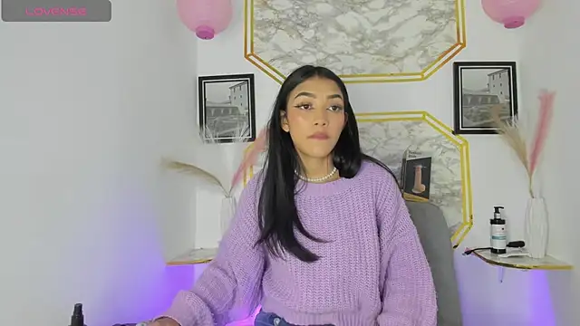 jaulyn 18   online show from 05.31.26