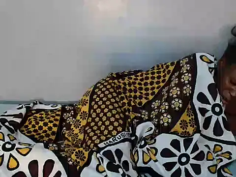 Snapshot of lue_bianca chatting on 05.31.26 lue bianca online show from 05.31.26