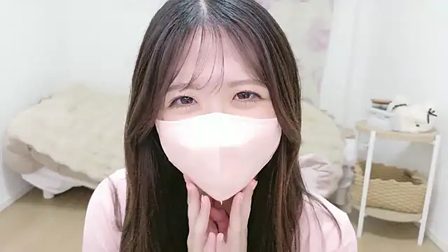 Yuinyaaa online show from 06.20.26