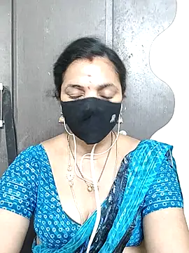 Snapshot of Leela_555 chatting on 06.24.26 Leela 555 online show from 06.24.26