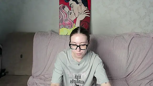 Snapshot of _kitti_meow_ chatting on 06.24.26 kitti meow online show from 06.24.26