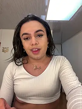 Snapshot of KendaallFox_ chatting on 05.29.26 KendaallFox online show from 05.29.26