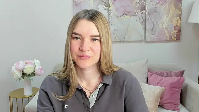 RoxyReignn online show from 06.13.26