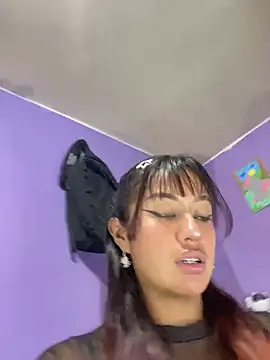 Snapshot of Leyla_collinss_ chatting on 07.13.26 Leyla collinss online show from 07.13.26
