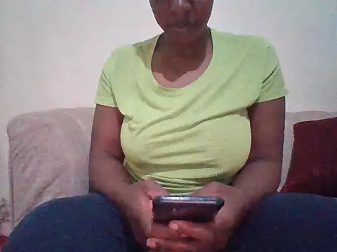 Snapshot of creamyslut2 chatting on 05.31.26 creamyslut2 online show from 05.31.26
