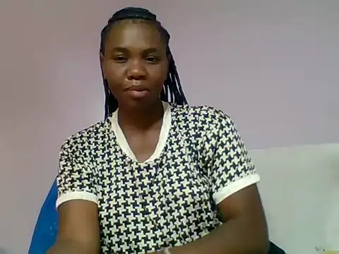 Snapshot of kittydew chatting on 07.14.26 kittydew online show from 07.14.26