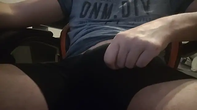 Snapshot of Pat_CumShow4Dad chatting on 06.09.26 Pat CumShow4Dad online show from 06.09.26