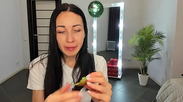 BouncySweety online show from 12.07.24