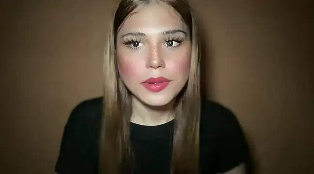 Nami Campbell online show from 03.06.25