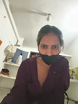 Snapshot of Neha-ji chatting on 06.23.26 Neha-ji online show from 06.23.26