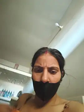 Snapshot of Neha-ji chatting on 06.24.26 Neha-ji online show from 06.24.26
