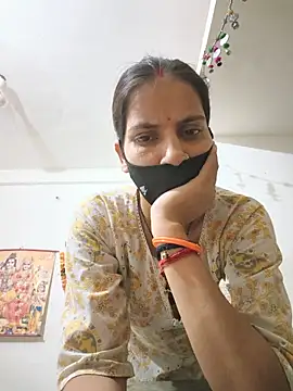 Snapshot of Neha-ji chatting on 06.30.26 Neha-ji online show from 06.30.26