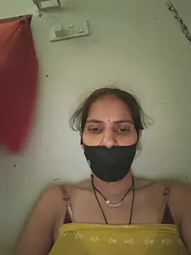 Snapshot of Neha-ji chatting on 07.04.26 Neha-ji online show from 07.04.26