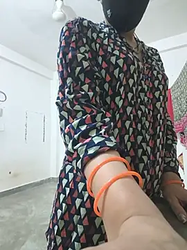 Snapshot of Neha-ji chatting on 07.14.26 Neha-ji online show from 07.14.26