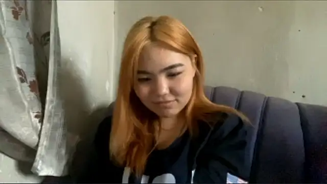 Snapshot of Molly_Teddy chatting on 06.22.26 Molly Teddy online show from 06.22.26