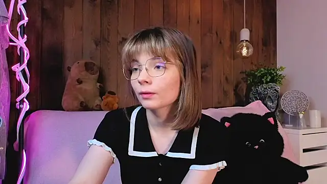 Snapshot of IvoryPesante chatting on 06.19.26 IvoryPesante online show from 06.19.26
