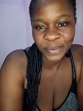 Snapshot of curvyperry chatting on 05.31.26 curvyperry online show from 05.31.26