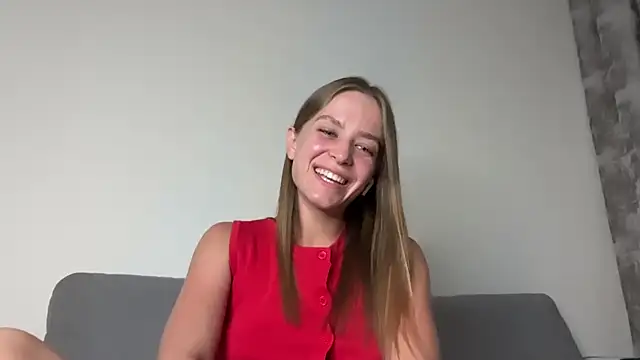 Snapshot of DanikaMory chatting on 06.25.26 DanikaMory online show from 06.25.26