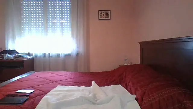 Snapshot of ItalianBigBoobs chatting on 03.15.25 ItalianBigBoobs online show from 03.15.25