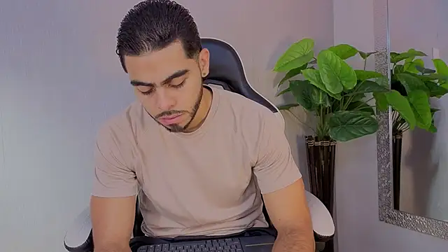 Snapshot of Jadiel_Stone chatting on 07.01.26 Jadiel Stone online show from 07.01.26