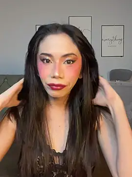 Snapshot of CassandraLovve chatting on 07.14.26 CassandraLovve online show from 07.14.26