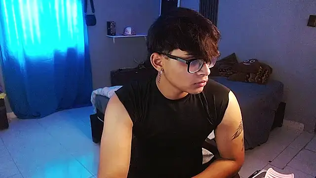 Mr yisuzz online show from 07.12.26