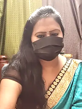 Snapshot of Meera_mia chatting on 06.07.26 Meera mia online show from 06.07.26