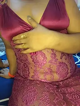 Snapshot of Curvy_Anushka chatting on 06.01.26 Curvy Anushka online show from 06.01.26