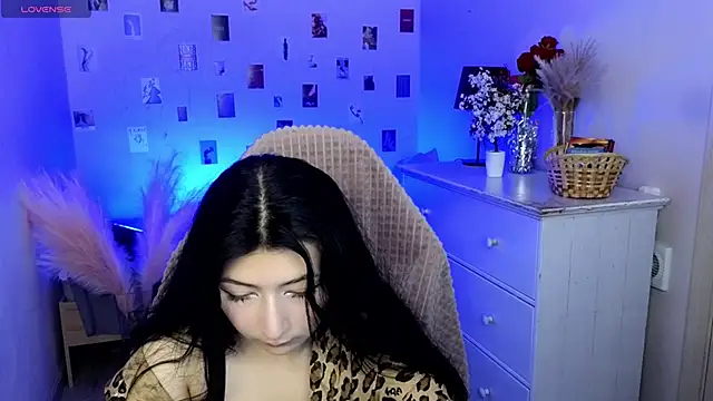 Snapshot of Vanessa_LimX chatting on 06.28.26 Vanessa LimX online show from 06.28.26