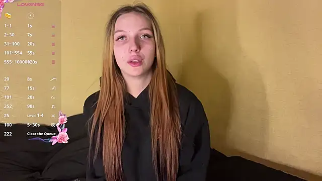 Snapshot of xXMelanieseXx chatting on 06.14.26 xXMelanieseXx online show from 06.14.26