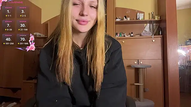 Snapshot of xXMelanieseXx chatting on 06.20.26 xXMelanieseXx online show from 06.20.26