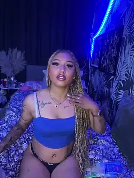 YoungXylena online show from 05.28.26