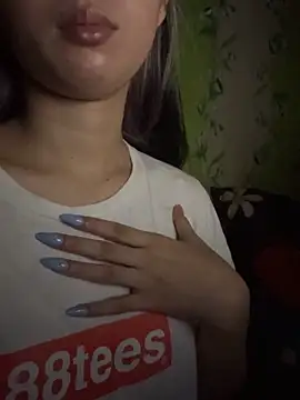 Snapshot of itsskhatee chatting on 06.17.26 itsskhatee online show from 06.17.26