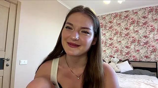 Snapshot of lizzzanatooo chatting on 06.16.26 lizzzanatooo online show from 06.16.26