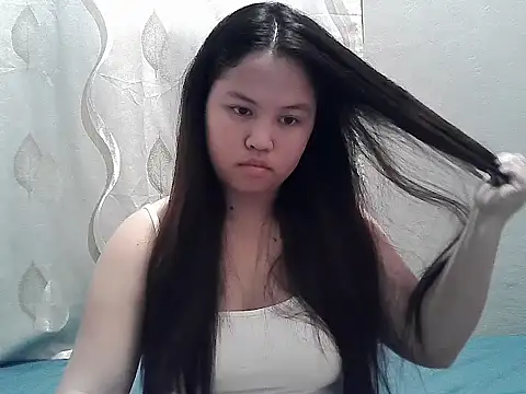 Snapshot of ThePrettySecret chatting on 06.09.26 ThePrettySecret online show from 06.09.26