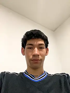 Snapshot of mathias_camil chatting on 06.15.26 mathias camil online show from 06.15.26