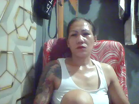 Snapshot of pinayheartaker chatting on 06.15.26 pinayheartaker online show from 06.15.26