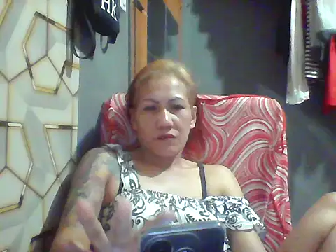 Snapshot of pinayheartaker chatting on 06.23.26 pinayheartaker online show from 06.23.26