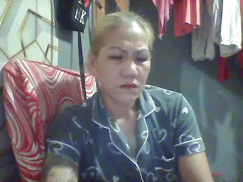 Snapshot of pinayheartaker chatting on 07.15.26 pinayheartaker online show from 07.15.26