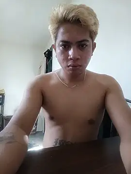 hotgayxx143 online show from 05.31.26