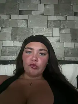Snapshot of MaddisonWhitex chatting on 06.01.26 MaddisonWhitex online show from 06.01.26