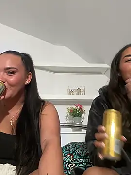 Snapshot of MaddisonWhitex chatting on 06.19.26 MaddisonWhitex online show from 06.19.26